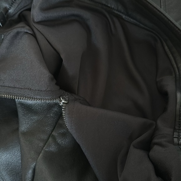 Reitmans - Faux Leather Skirt - Picture 5 of 9